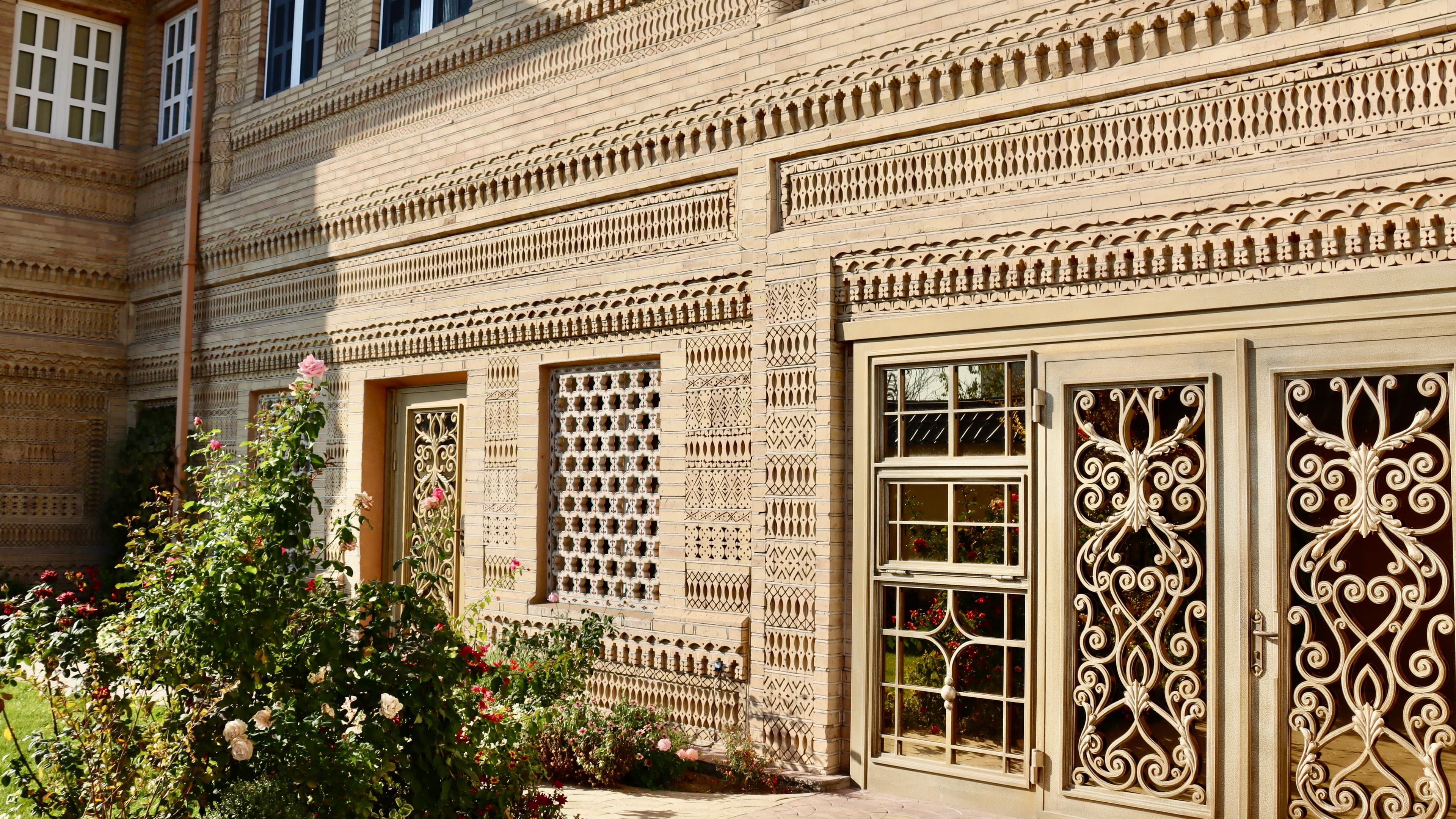 Ikat Villa exterior